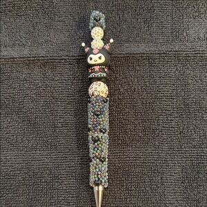 Kuromi-Inspired Black and Iridescent Beaded Decorative Pen